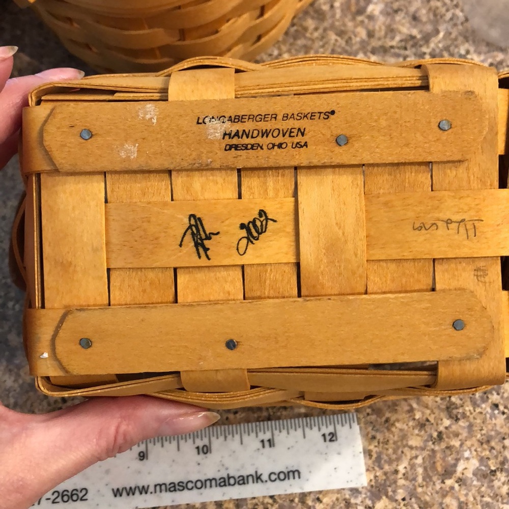 Bundle of 4 Longaberger Baskets Including Collectors Club Membership Basket - Picture 15 of 17